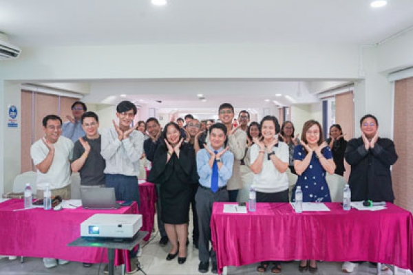 คณะมนุษย์ฯ มข. จัดอบรมยกระดับบทบาทอาจารย์ที่ปรึกษา แลกเปลี่ยนเรียนรู้แนวทางการบริหารจัดการหลักสูตรบัณฑิตศึกษา